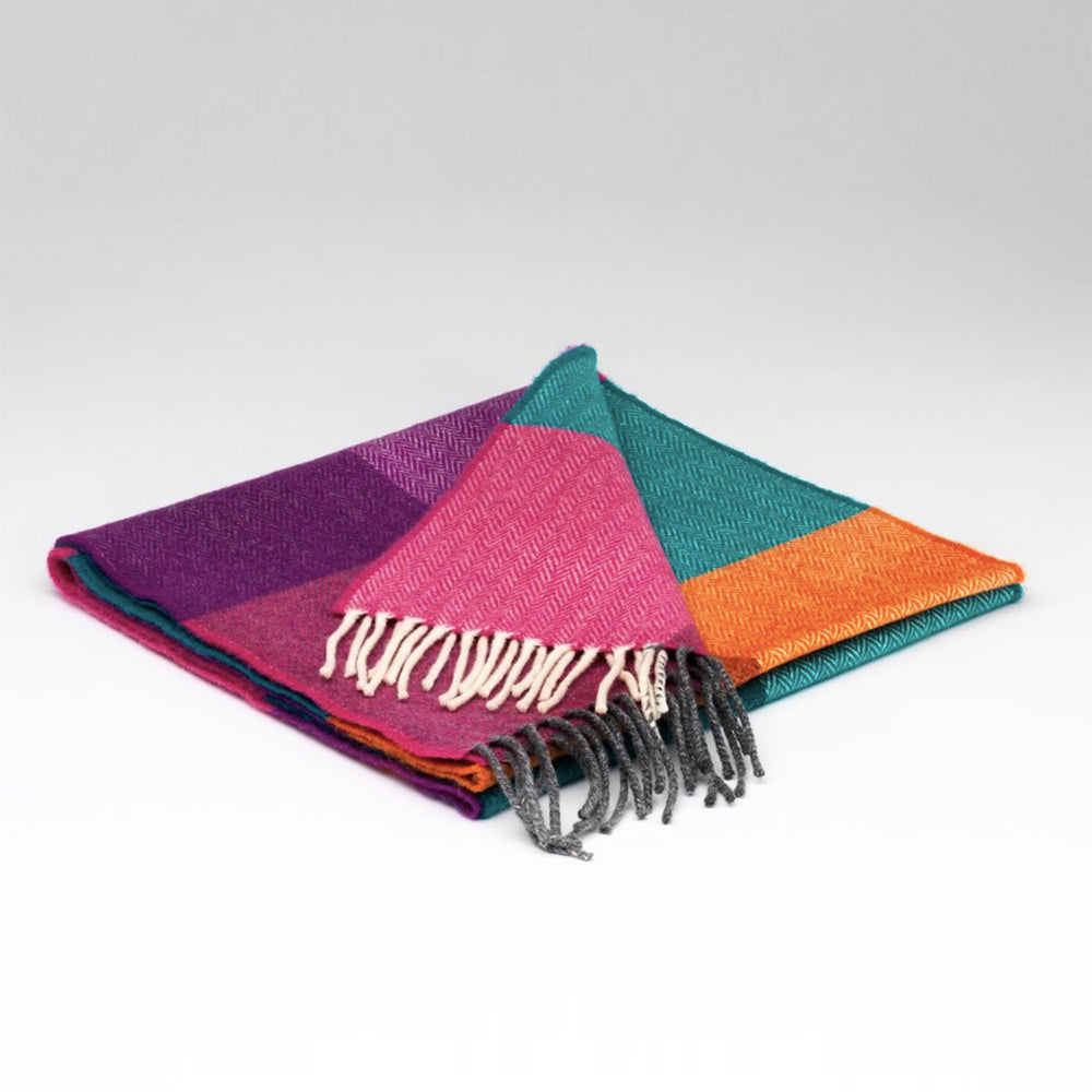 Irish lambswool wool scarf with fringe